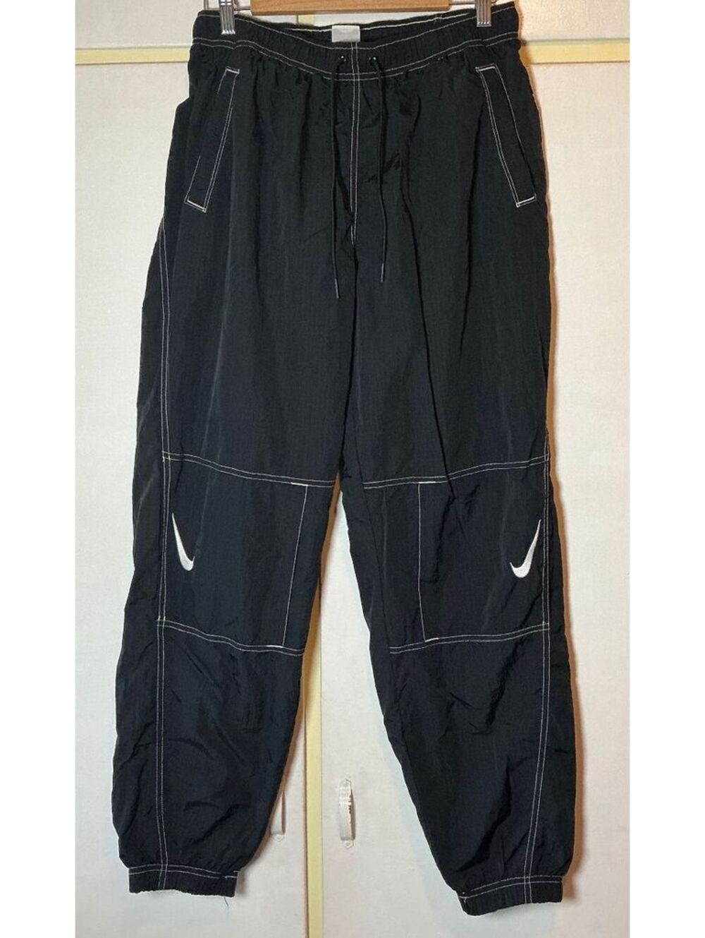 Nike Sportswear Swoosh Woven Track Pants Black White Joggers Drawstring Medium M